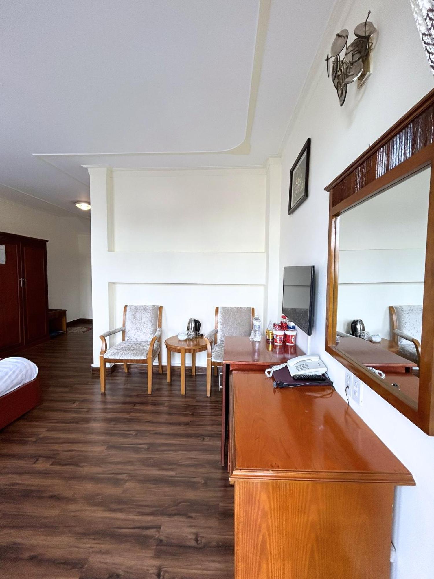 Anh Dao Hotel Da Lat Buitenkant foto